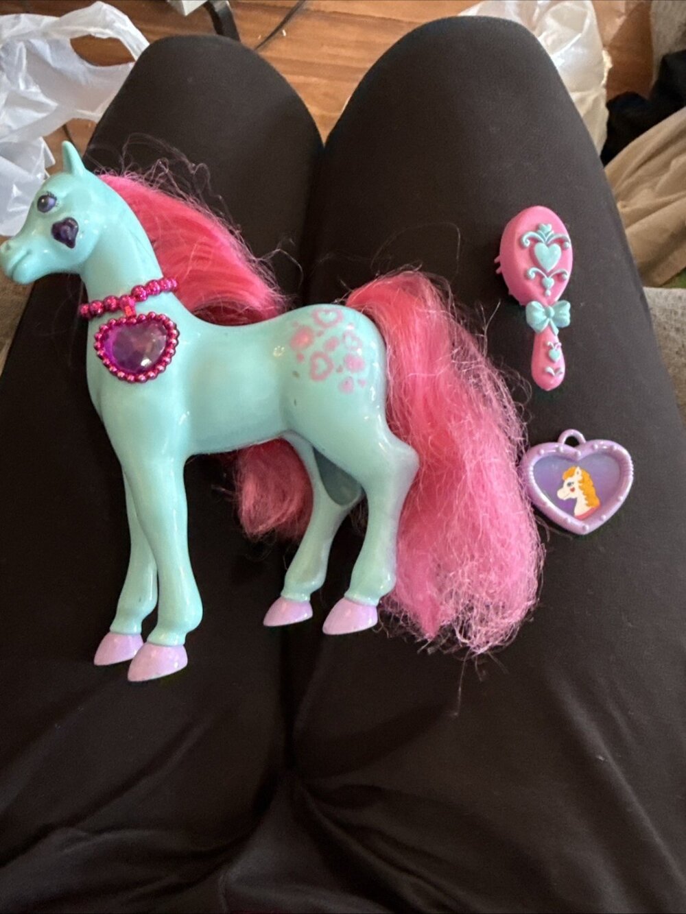 Magic Touch Pony Crystalia Micro Games of America Blue w/Pink Mane. Vntg 90's.